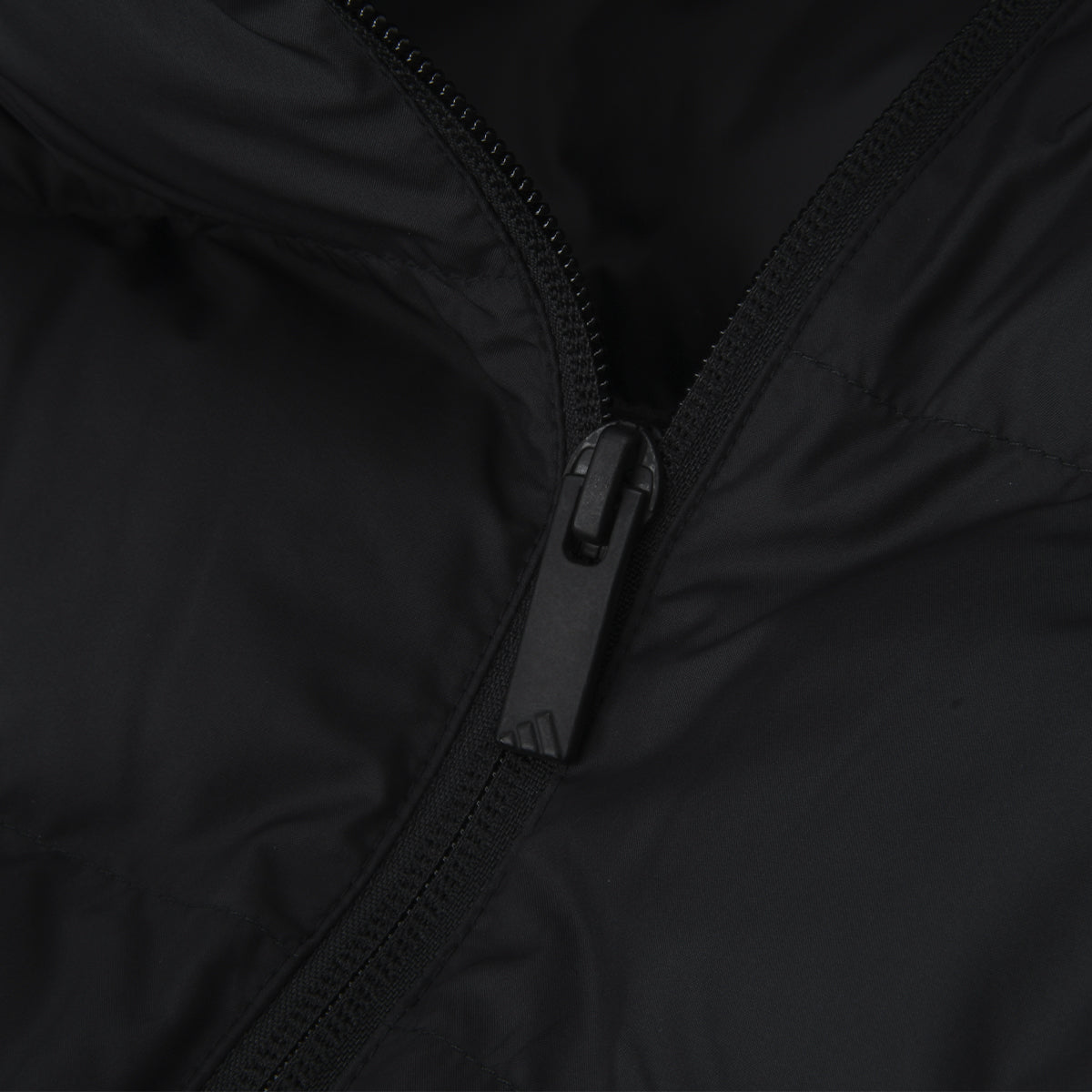 Campera adidas Essentials Climawarm 3 Tiras Hombre