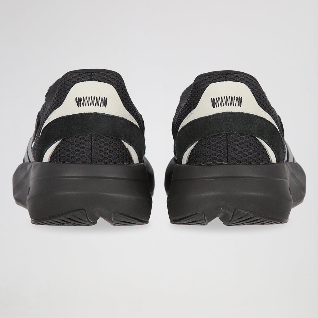 Zapatillas adidas Lightblaze Hombre