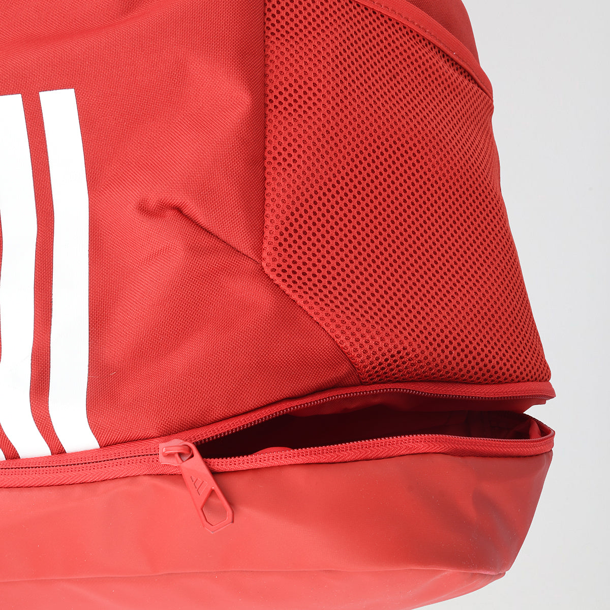 Mochila con cierre adidas Tiro
