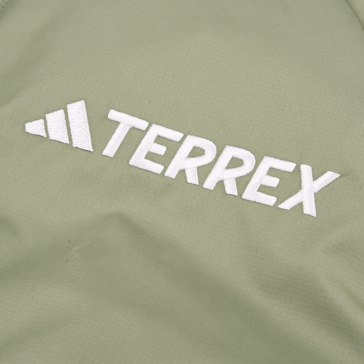 Campera adidas Térmica Terrex Multi Hybrid Climawarm Mujer