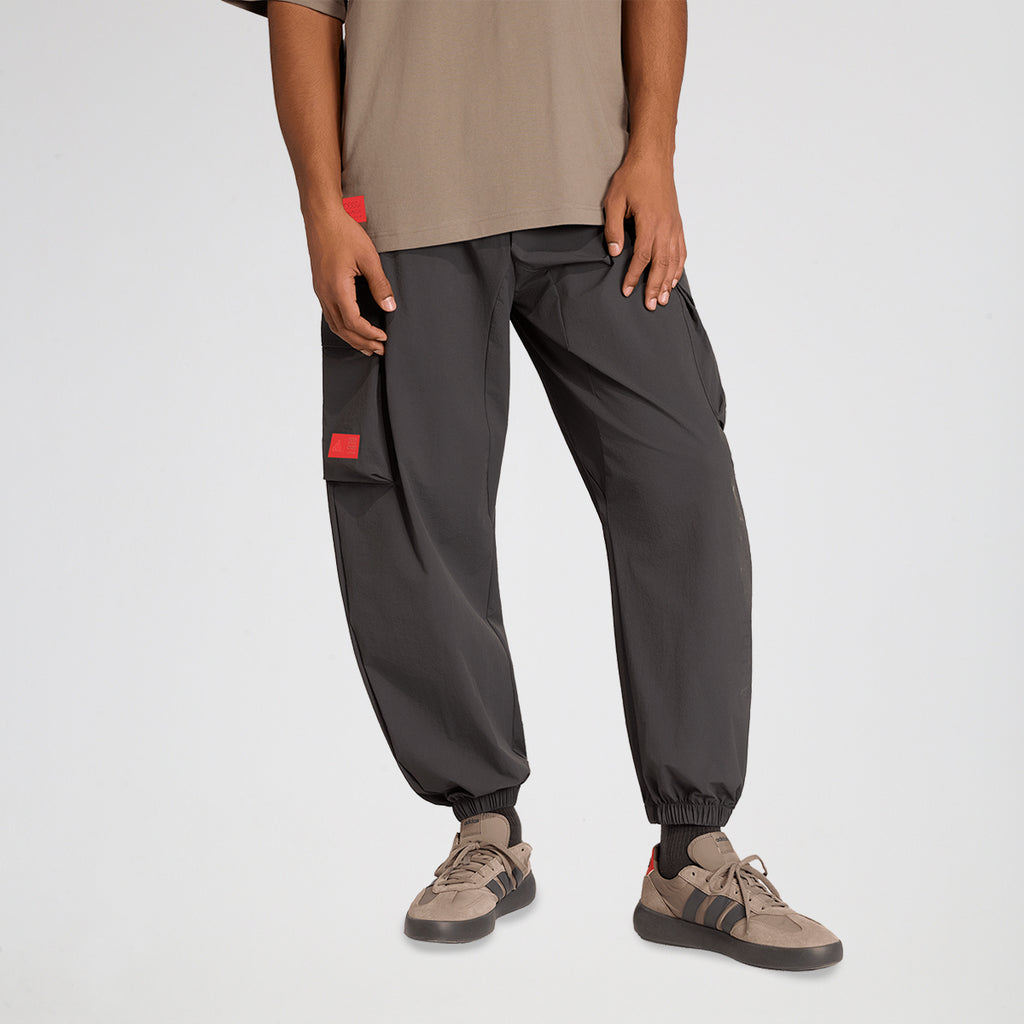 Pantalón adidas Audi Revolut F1 Team