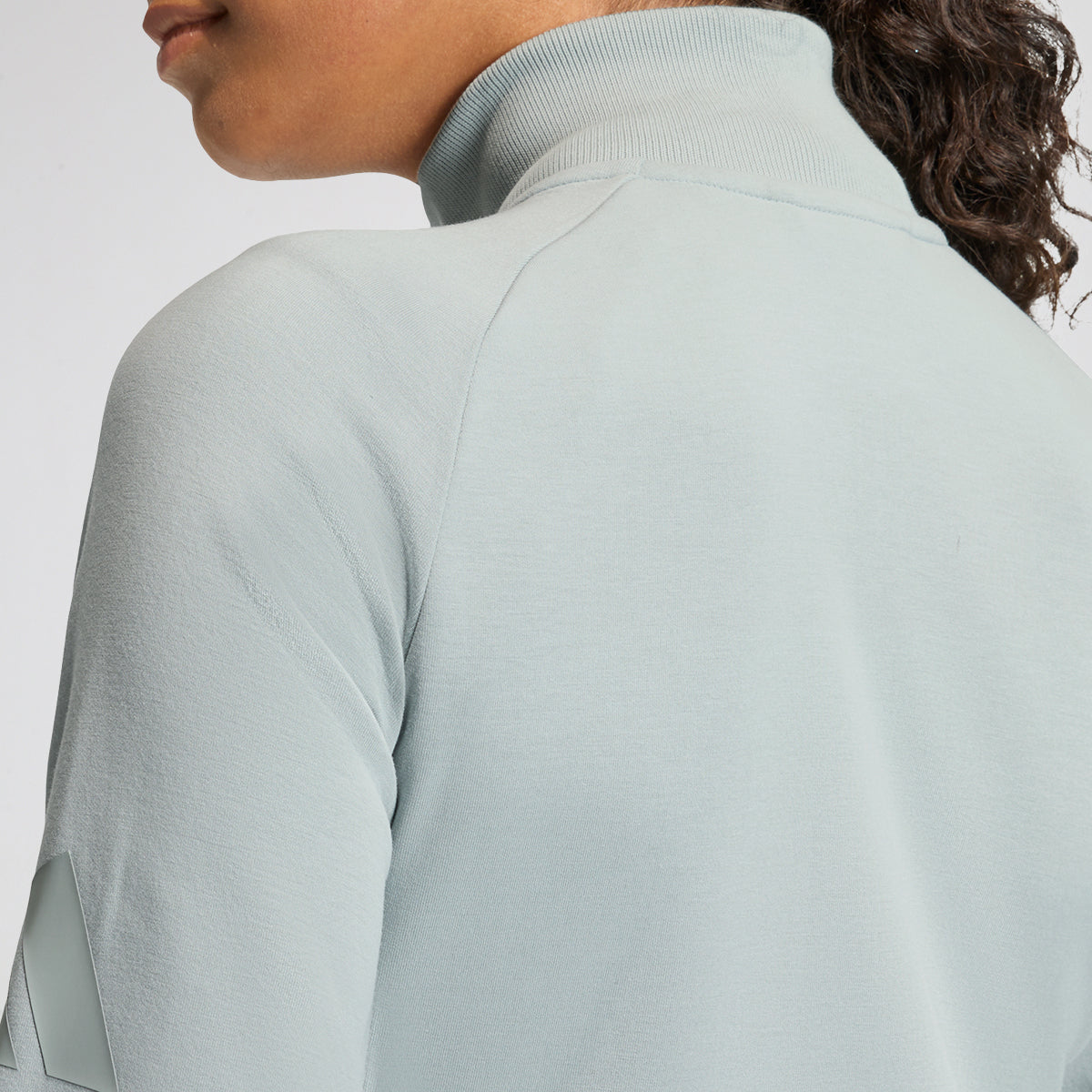 Buzo con Cierre adidas Soft Lux Slim Mujer