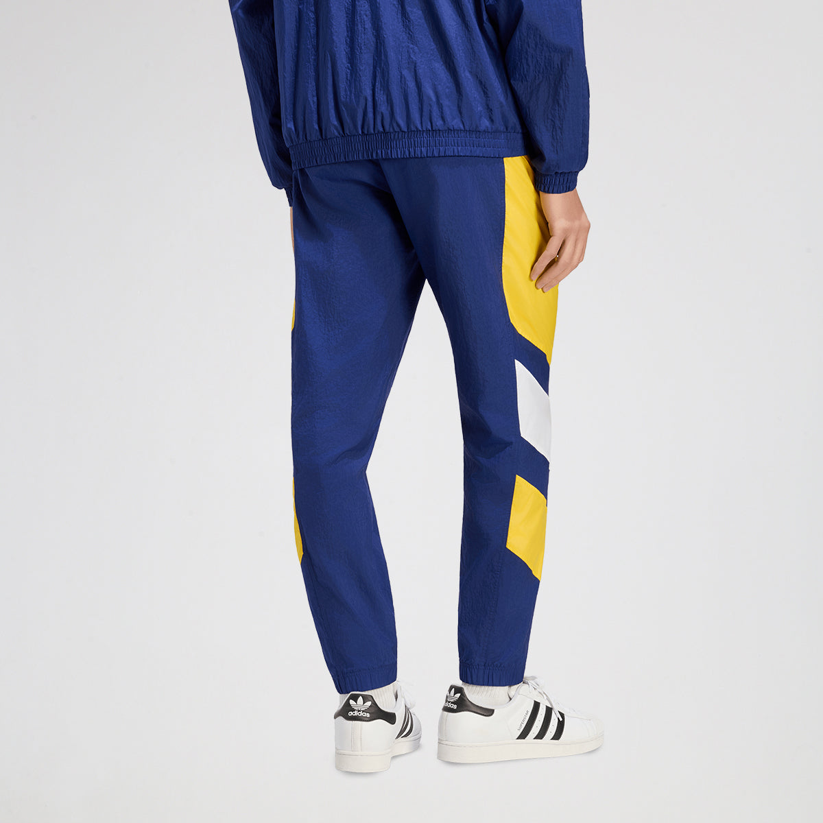 Pantalón Boca Juniors adidas EQT Hombre