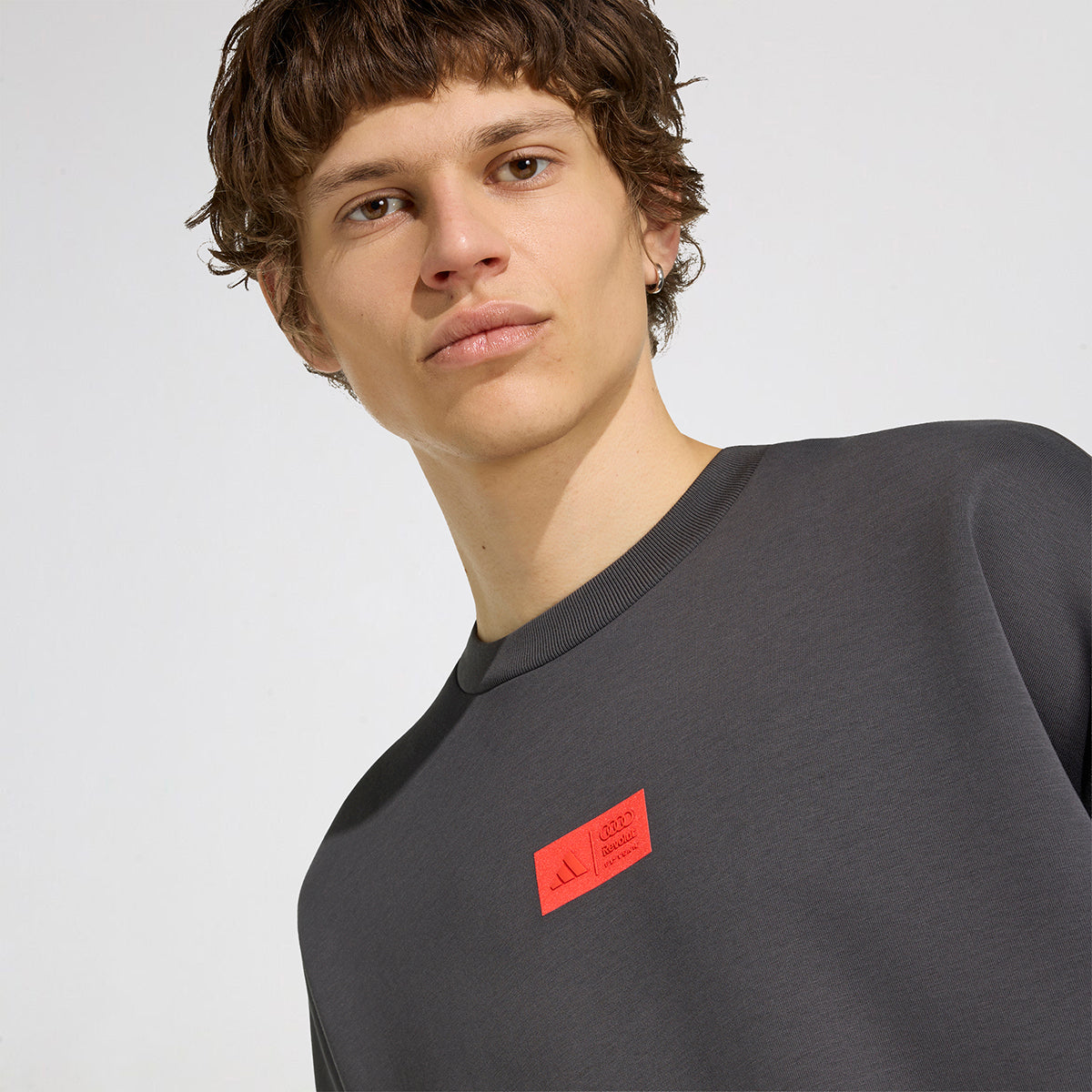 Buzo adidas Elevated Audi Revolut F1 Team