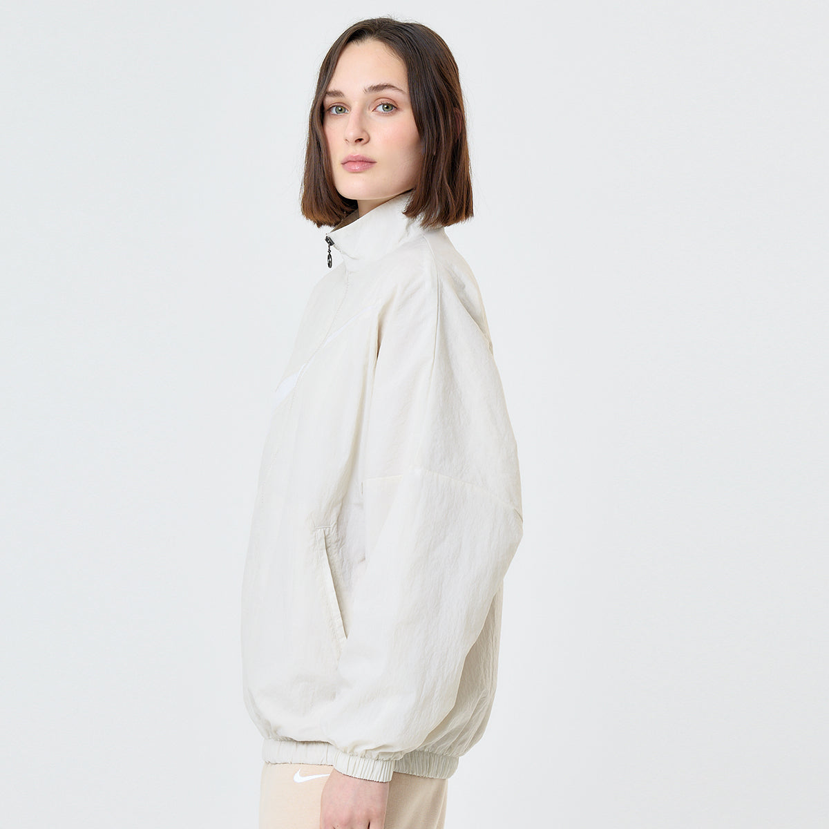 Campera Nike Sportswear Essential para Mujer
