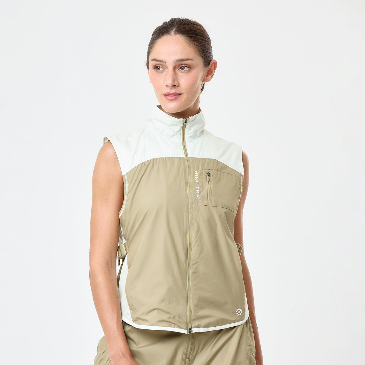 Chaleco Nike Trail Repel Mujer