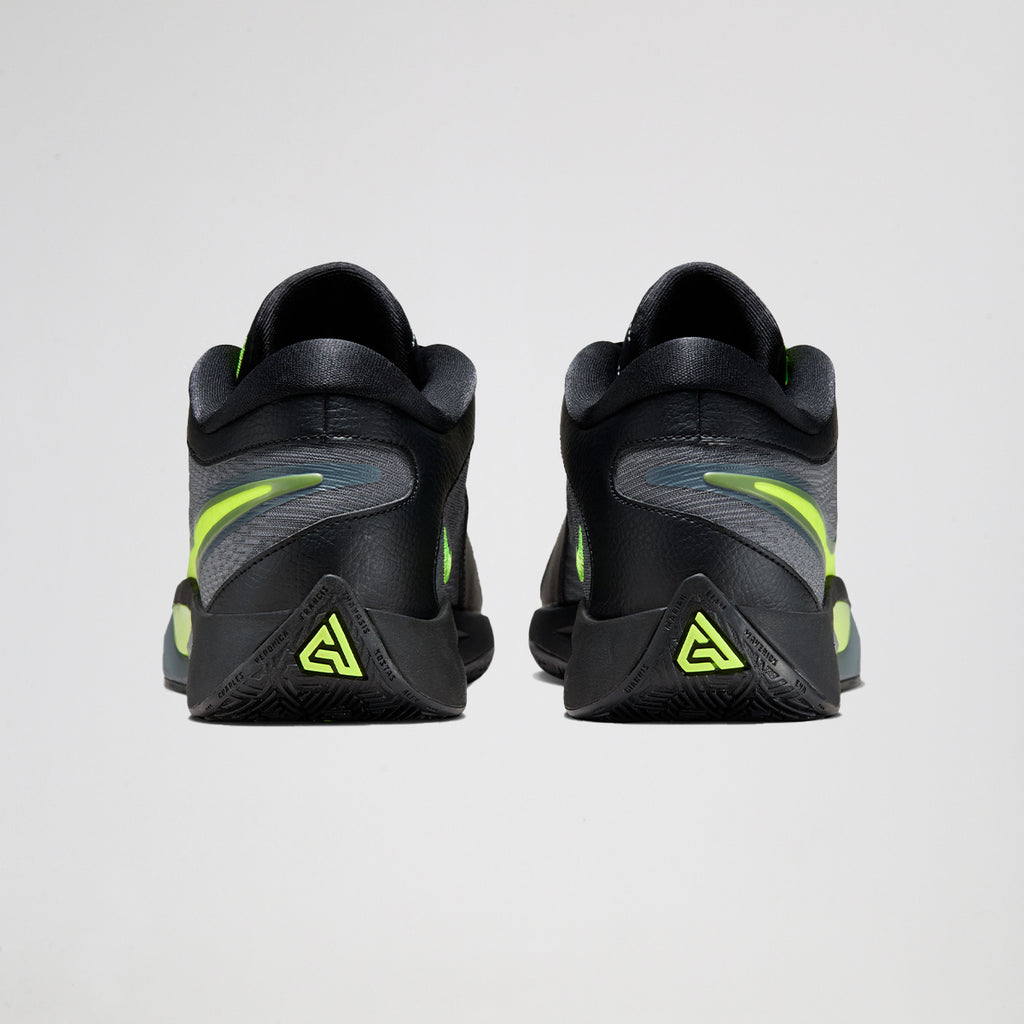 Zapatillas Nike Giannis Freak 6 Hombre