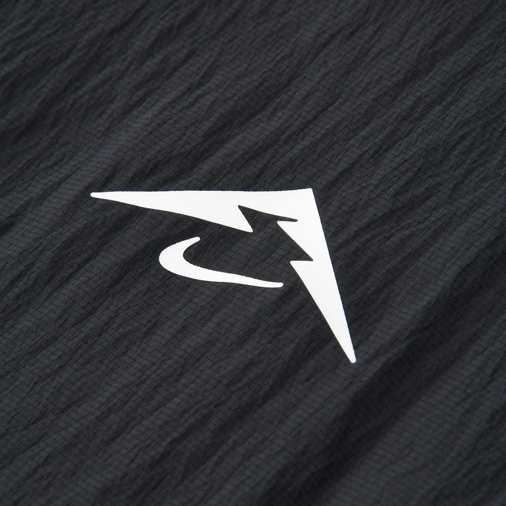Campera Running Nike Rompeviento Trail Aireez Hombre