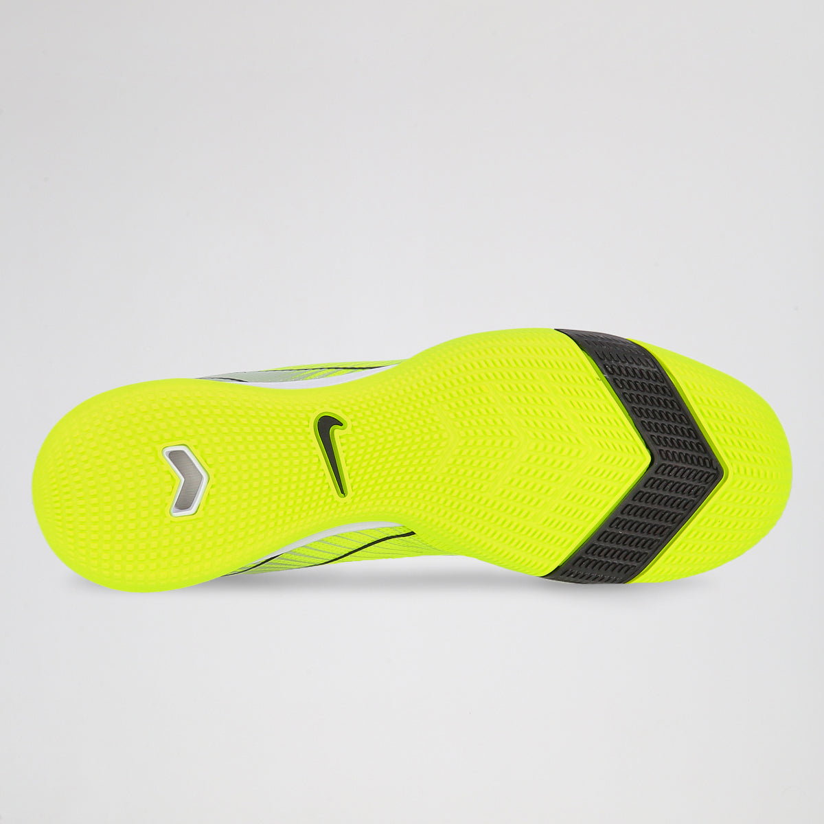 Botines Nike Mercurial Vapor 16 Academy IC Hombre