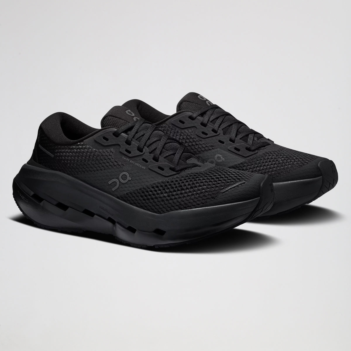 Zapatillas ON Cloudrunner Max Mujer malla