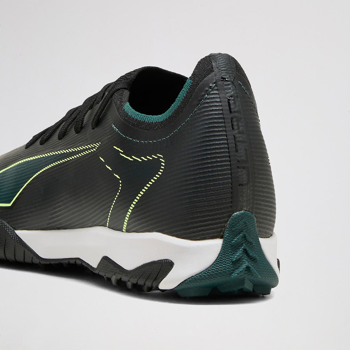 Botines Fútbol Puma Ultra 6 Match TF Hombre