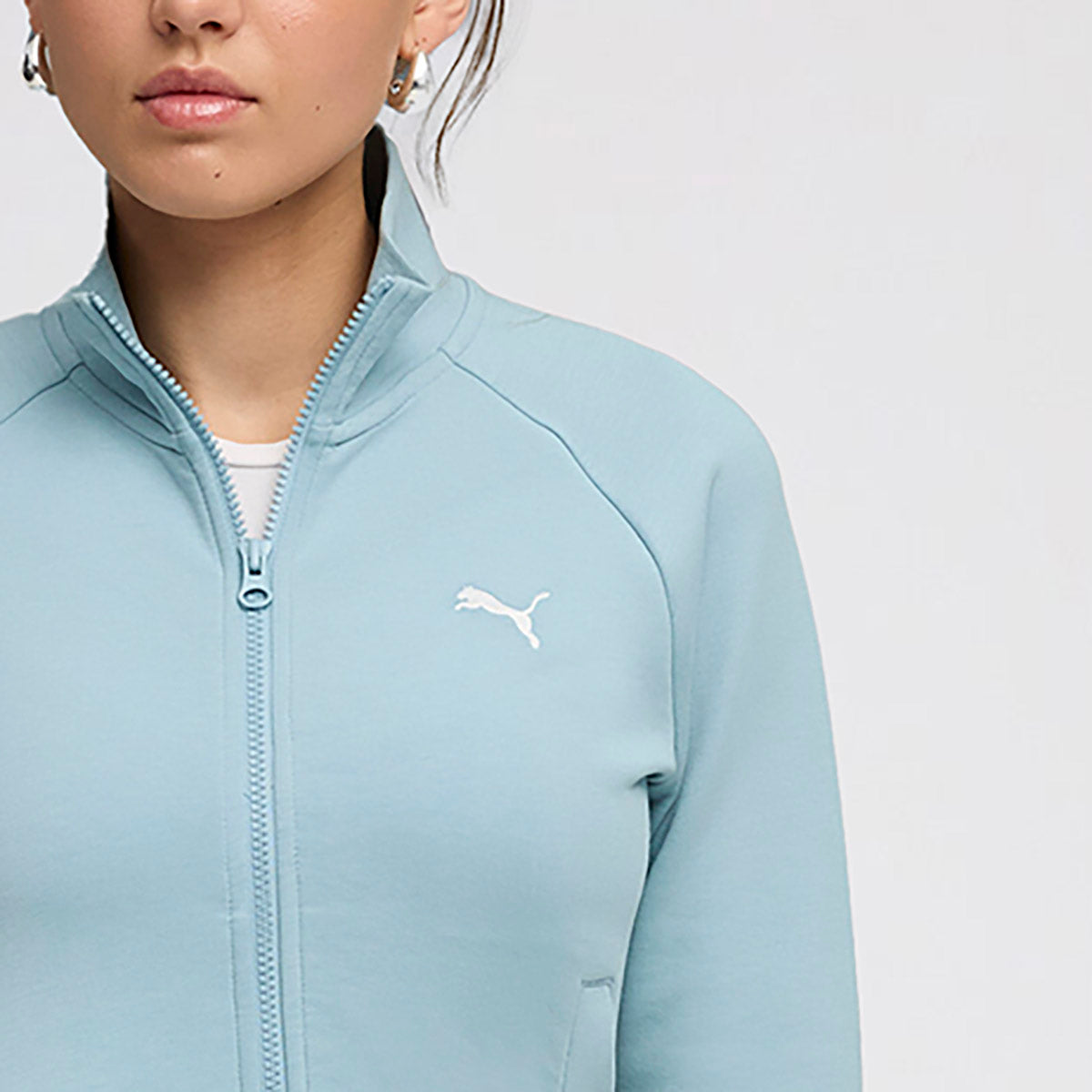 Buzo con Cierre Puma Essentials Semi Ajustado Mujer