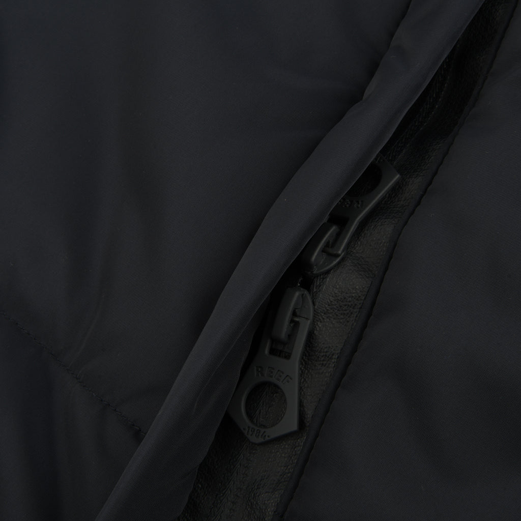 Campera Reef Benue Logo Hombre