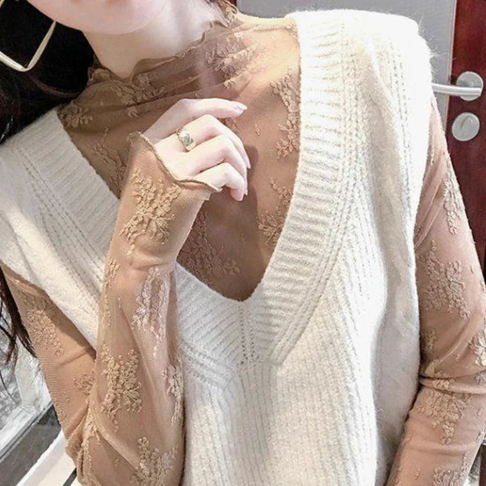 Remera de mujer transparente de encaje con manga larga