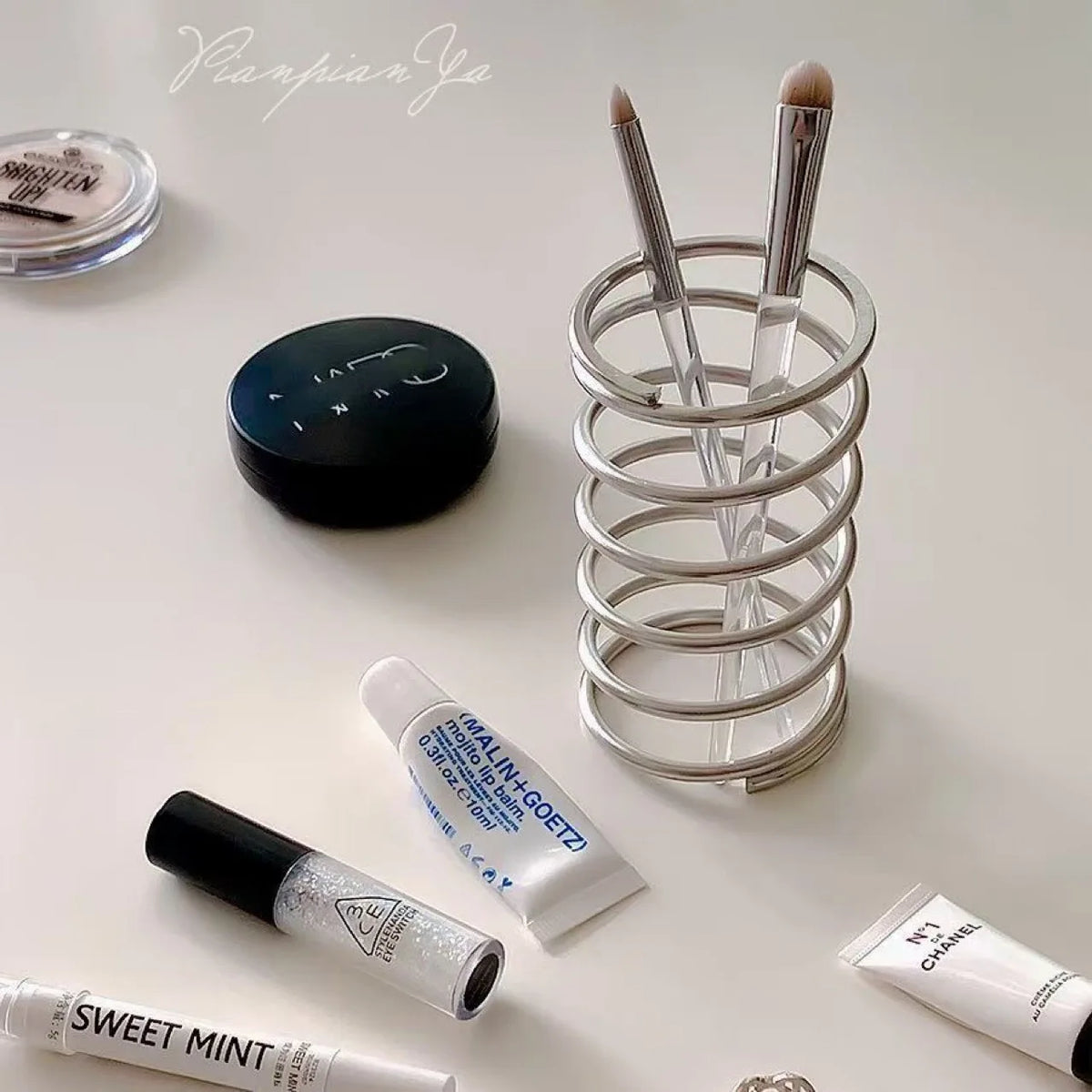 Portacepillos Organizador de Baño con Diseño Minimalista
