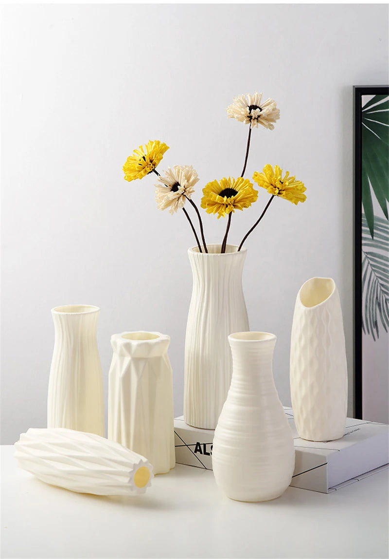 Florero de Plástico Nórdico Compacto para Flores y Decoración