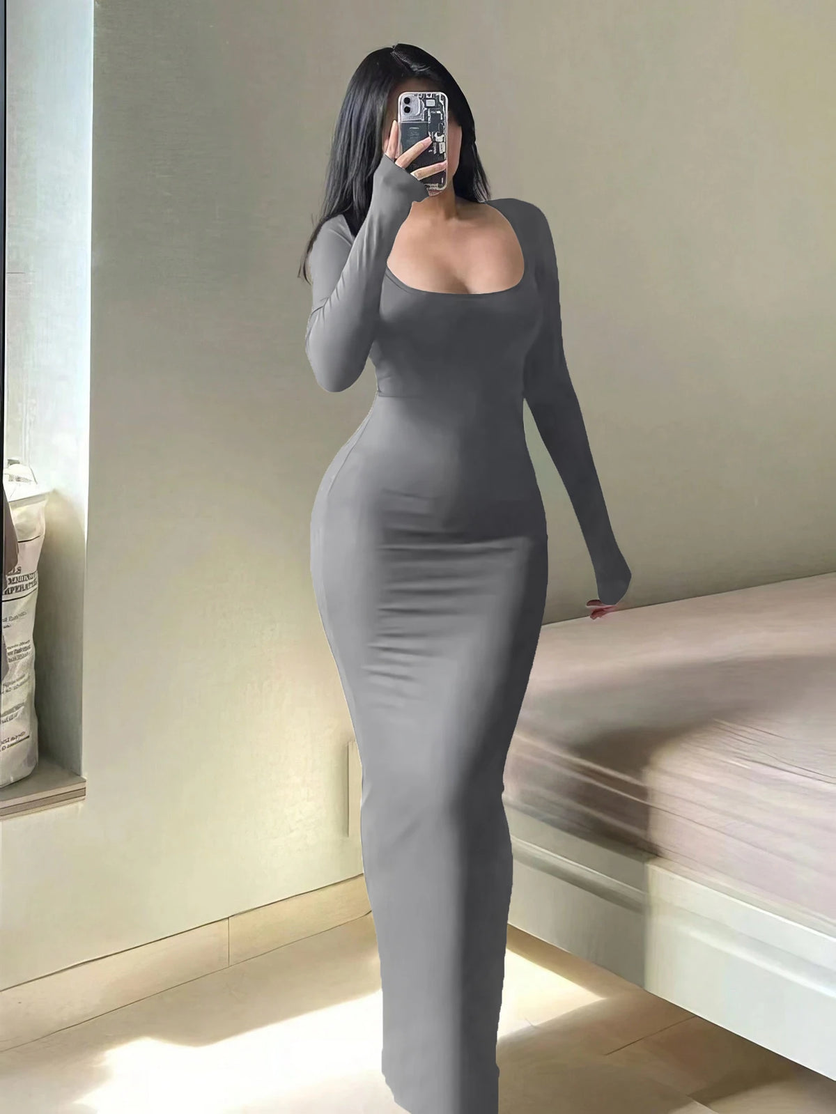 Vestido largo entallado de manga larga, cuello cuadrado básico minimalista