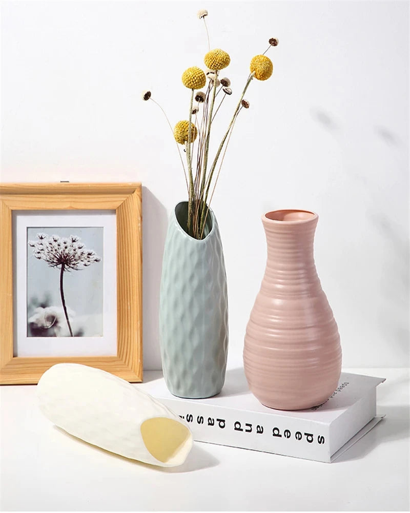 Florero de Plástico Nórdico Compacto para Flores y Decoración