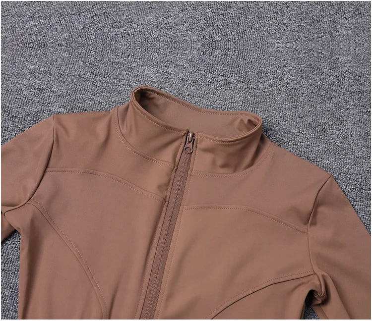 Campera deportiva de mujer para entrenamiento, manga larga con cierre