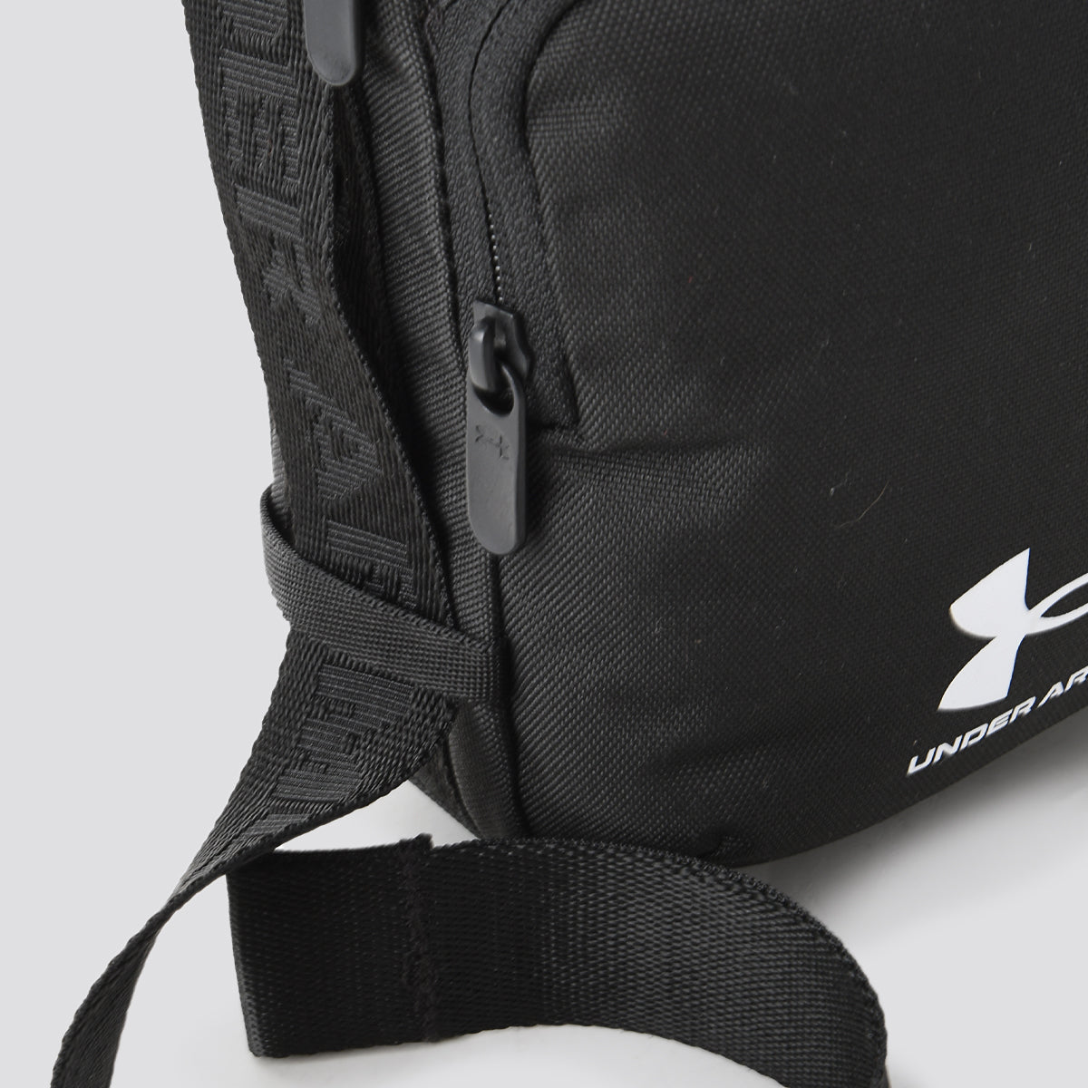 Mini Bolso Under Armour Loudon Lite Crossbody