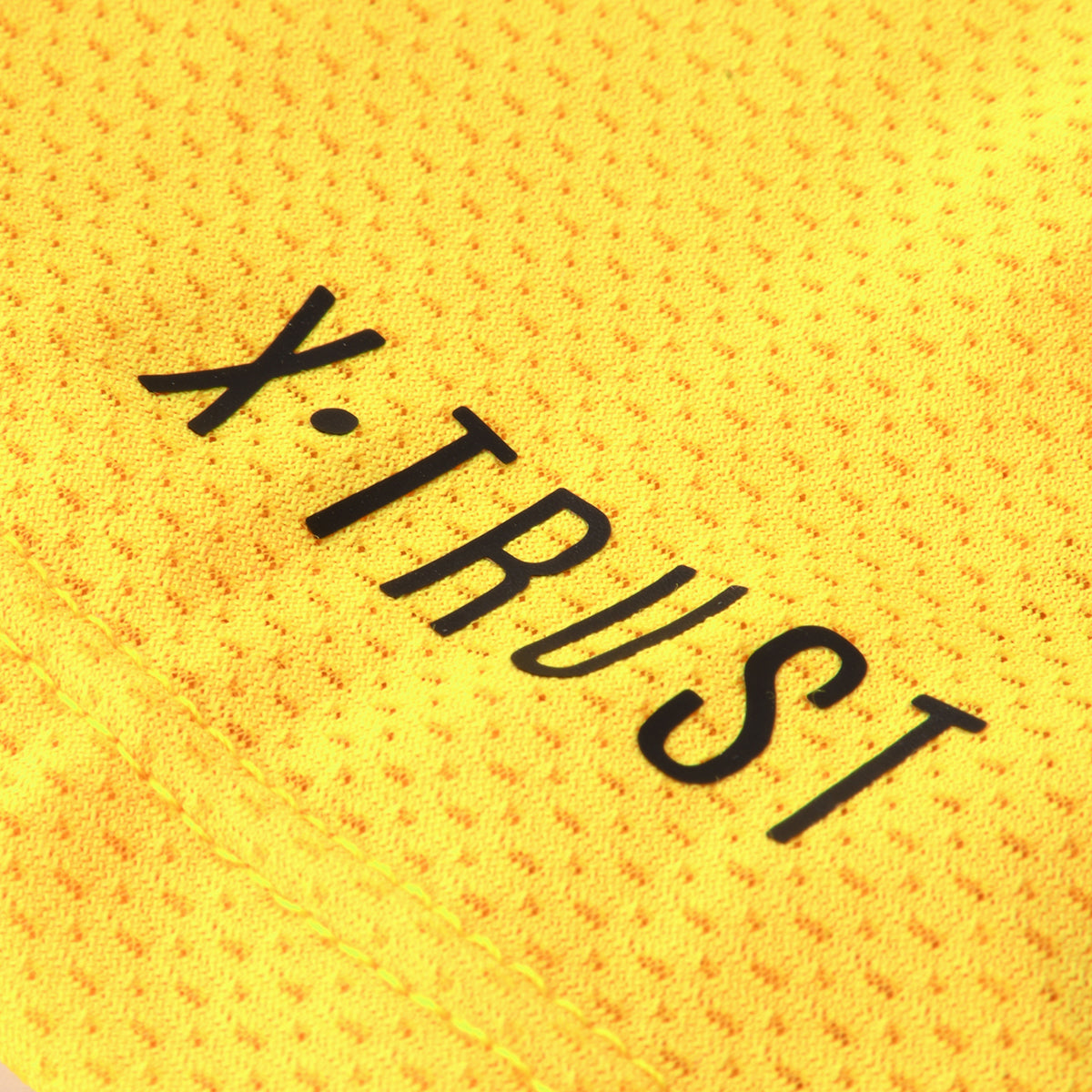 Remera X-trust Zurich Niño